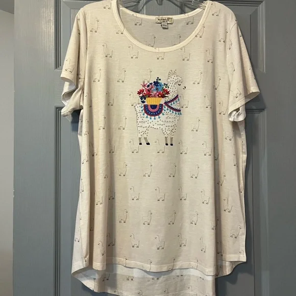 ONE WORLD Cream and Red Relaxed Graphic Tee - Picture 1 of 3